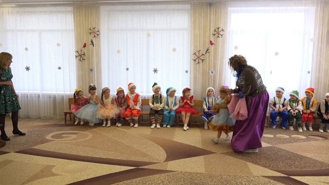 Авторська робота Інни Борисенко_Новорічна ніч у Гномів_сер. дошк. вік смотреть онлайн