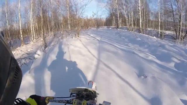Эндуро зимой Kayo k1 ,установка толстого руля , спасение щенят в день морозов смотреть онлайн