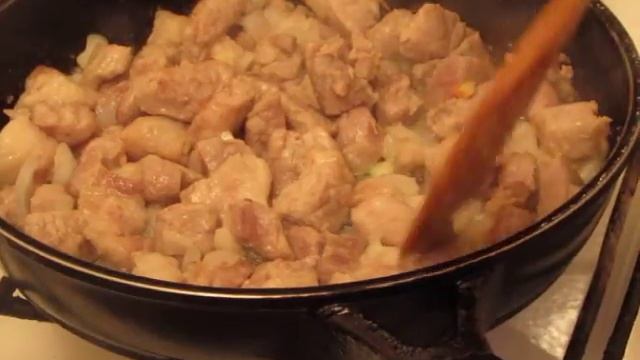 МЯСО с овощами. Мясо на сковороде. Тушеное Мясо.