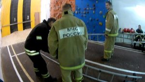 Занятия с ручной пожарной лестницей. Подвеска штурмовки.mp4