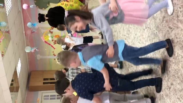 Загадки про медведей. Детский утренник. 31.05.22 смотреть онлайн