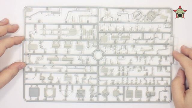 Обзор ЗиЛ-131 - советский автомобиль, модель Bronco 1/35 (Review Soviet truck ZIL-131 Bronco 1:35) смотреть онлайн