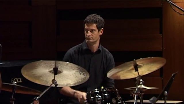 Jangoo Chapkhana Trio - Bewitched! смотреть онлайн