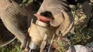 Как заменить сеточку на бензонасосе Lada Kalina?