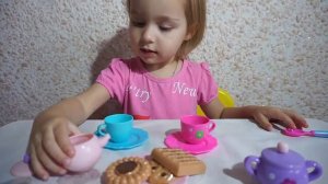 Детская посуда. Набор детской посуда. Чайный сервиз. Обзор игрушек.