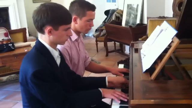 Mozart - The Magic Flute; Act 1 scene 5 (piano 4 hands) смотреть онлайн