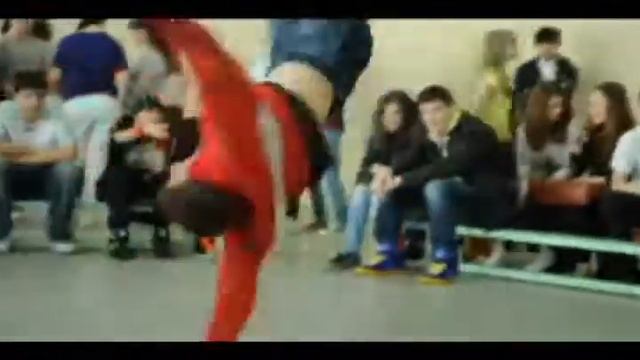 17.04 - New Radius Battle смотреть онлайн