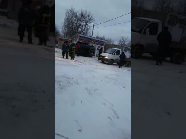 В Кинешме автомобиль въехал в овощной ларёк