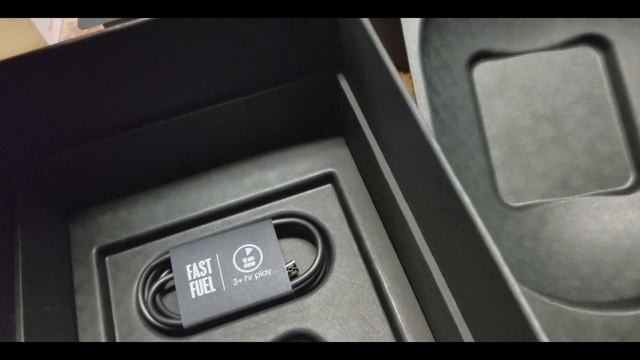 Beats Studio 3 UNBOXING | Adobe Premiere Pro смотреть онлайн