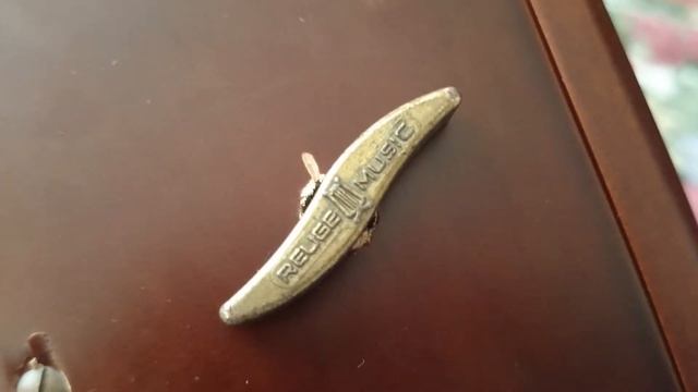 Reuge Musical Box - Johann Strauss смотреть онлайн