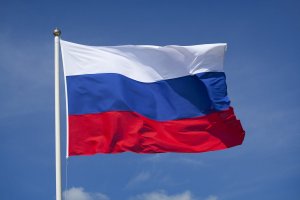 ГИМН РОССИИ. Текст Гимна на фоне флага России.