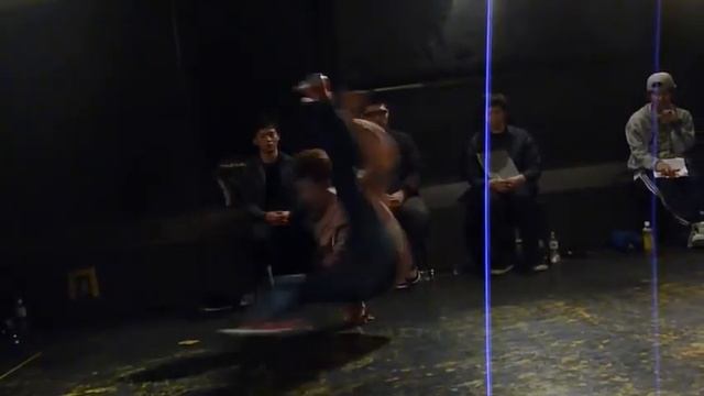 Area Code 089 Family vs CoalMinerz / Top8 смотреть онлайн