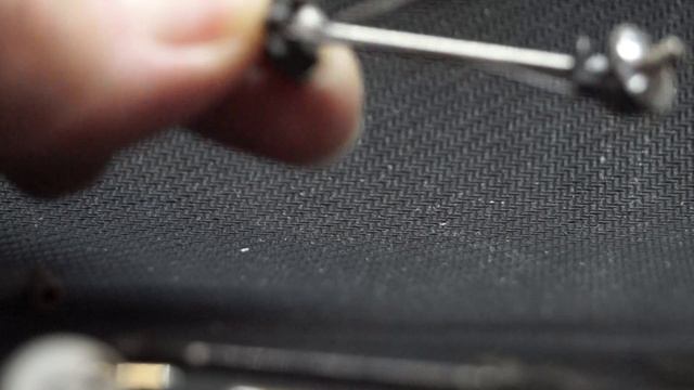 Собираем передний мост (балку) в масштабе 1/43 смотреть онлайн