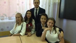 Поздравление выпускникам школы с.Перелюб