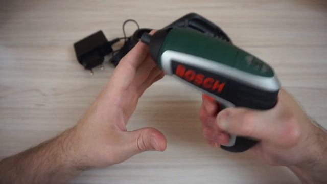 BOSCH IXO IV Basic Upgrade - Аккумуляторная отвертка смотреть онлайн