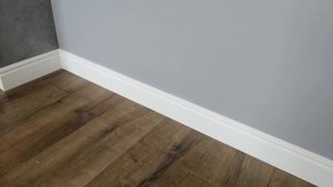 Перекраска ВСЕЙ стены. Почему? Маленькая проблемка с БОЛЬШИМИ последствиями. Покраска стен.