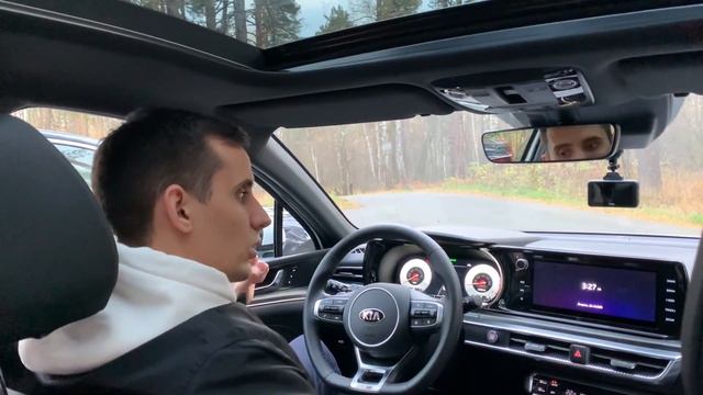 Kia K5 (Киа К5) и Hyundai Sonata (Хендэ Соната). Как выбрать? смотреть онлайн