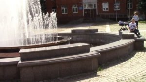 Давайте чаще обнимать детей (автор – исполнитель – Анатолий Гуркин)