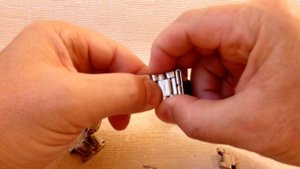 КАК УКОРОТИТЬ БРАСЛЕТ EDIFICE CASIO EFA-121D / Removing EDIFICE CASIO Links