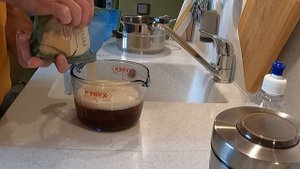 Рёбрышки кабана   тушёные в пиве