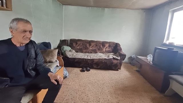 У МЕНЯ ДАВЛЕНИЕ  !!! ФАЙЗУЛЛА ДАВИТ НА ЖАЛОСТЬ . ВОЛОДЯ ПОШЕЛ СТИРАТЬСЯ И МЫТЬСЯ.