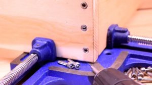 Новое слово в мебельном крепеже. Саморезы с внутренним шестигранником