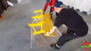 Пластиковая скамейка ComfortProm, видео-инструкция по сборке