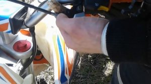 Сломалась ручка сцепления,очень быстрый ремонт.