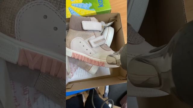 Смотрим‼️ Полезный лайфхак? Как удалить производственную ручку с обуви❓❗️ смотреть онлайн