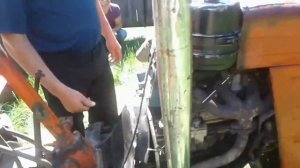 Самодельный трактор с двигателем от москвича 401.