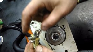 MS-180 установка удобного натяжителя цепи