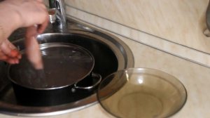 Как почистить быстро кальмара