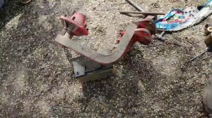 Пресс Welger Ap 61 и сенокосилка Pöttinger готовы к сезону.