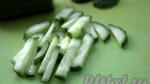 Салат из корейской моркови и копчёной колбасы