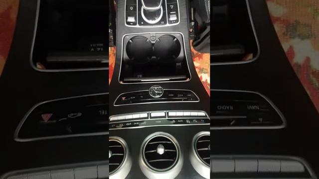 Салон Мерседес-Бенз w205 Сиденья подлокотник центральный консоль смотреть онлайн