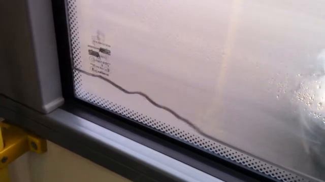 Жидкое стекло в автобусе :) смотреть онлайн