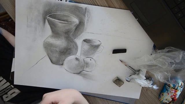 Натюрморт УГЛЁМ//Как рисовать углём смотреть онлайн