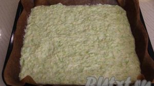 Кабачковый рулет с грибами и сыром