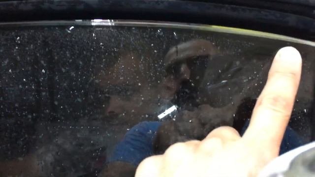 Как правильно помыть стекло перед тонировкой