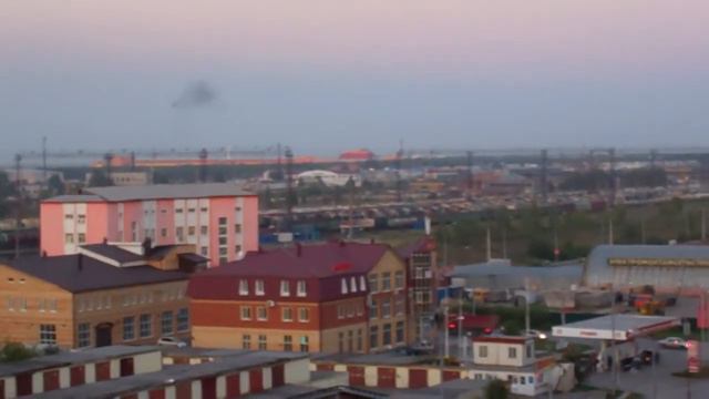 Выброс над заводом в Тюмени