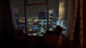 Вечерний Москва Сити. Наш номер на 64 этаже в башне "Москва".