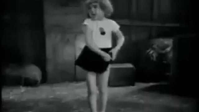 Darla Hood - I'm In The Mood For Love смотреть онлайн