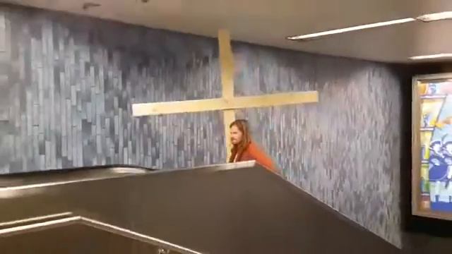 "Иисус" пробил потолок. смотреть онлайн