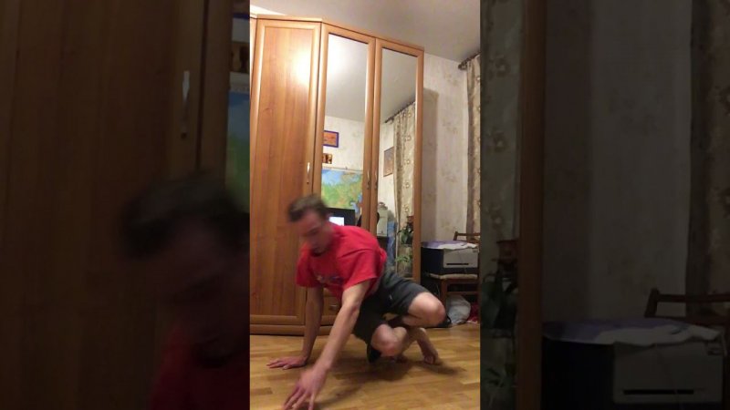 Hook + выход в стойку уголком (2combo, level 1)