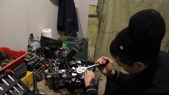 Сломался снова Паджеро 3 дизель 3.2 !!! Плавают обороты смотреть онлайн