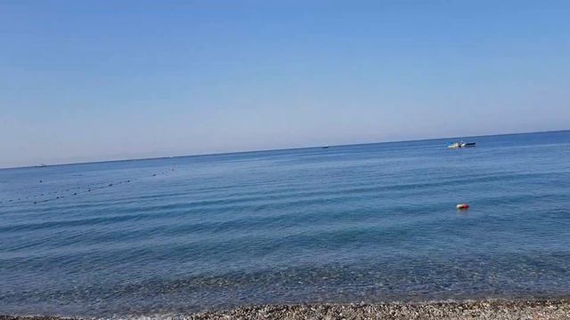 ЛАЗАРЕВСКОЕ 2020? СОЧИ, Лазаревское центральный пляж,море!Температура воды тут!!! смотреть онлайн