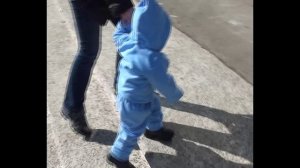 весенняя прогулка с малышом