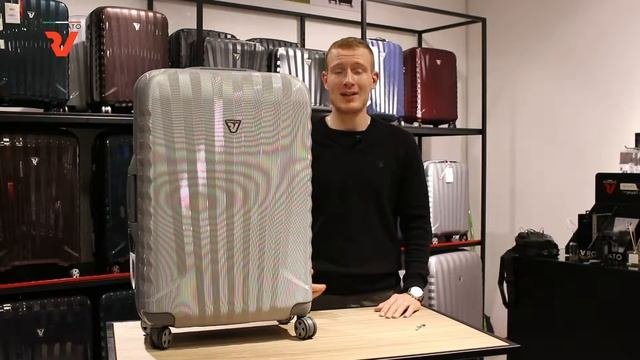 Чемодан,который не царапается.Покажем - расскажем. Обзор чемоданов.Коллекция Roncato Uno R