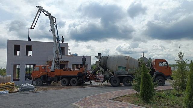 Железобетонная плита перекрытия.