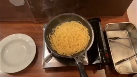 【サボりガチ勢】喫茶店のナポリタンの作り方!電子レンジで時短ができるサボリタン!(^^)!